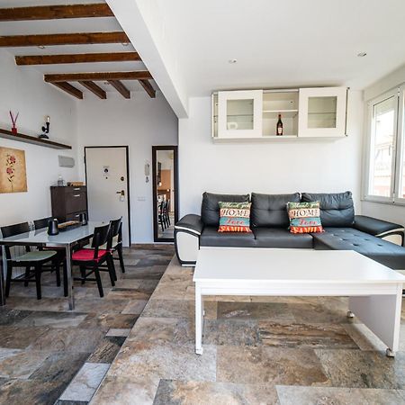 Ferienwohnung Centrico Atico En Madrid By Bebalmy Exterior foto