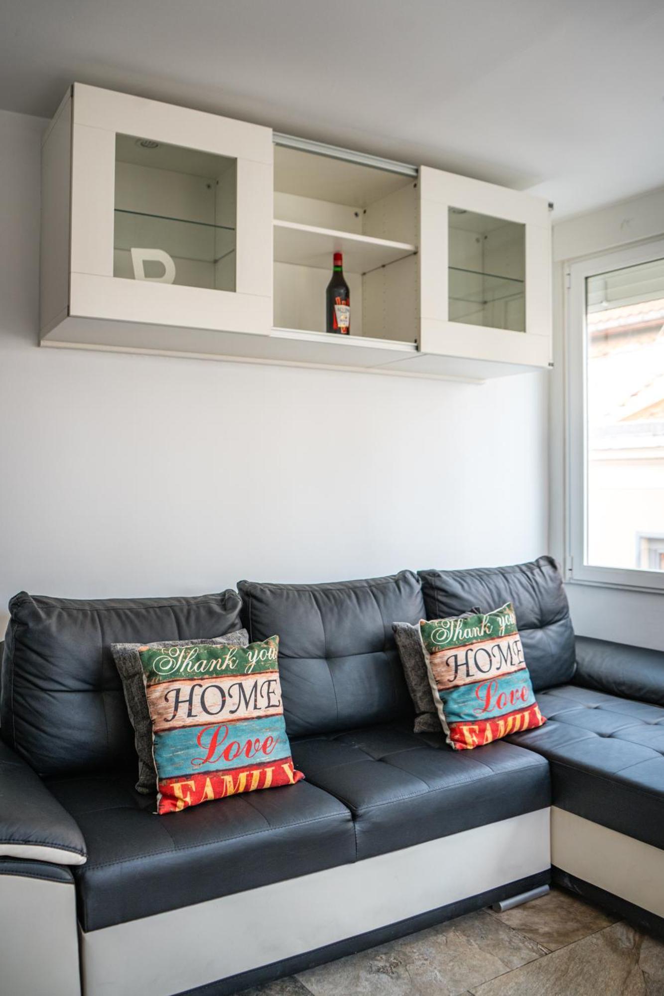 Ferienwohnung Centrico Atico En Madrid By Bebalmy Exterior foto