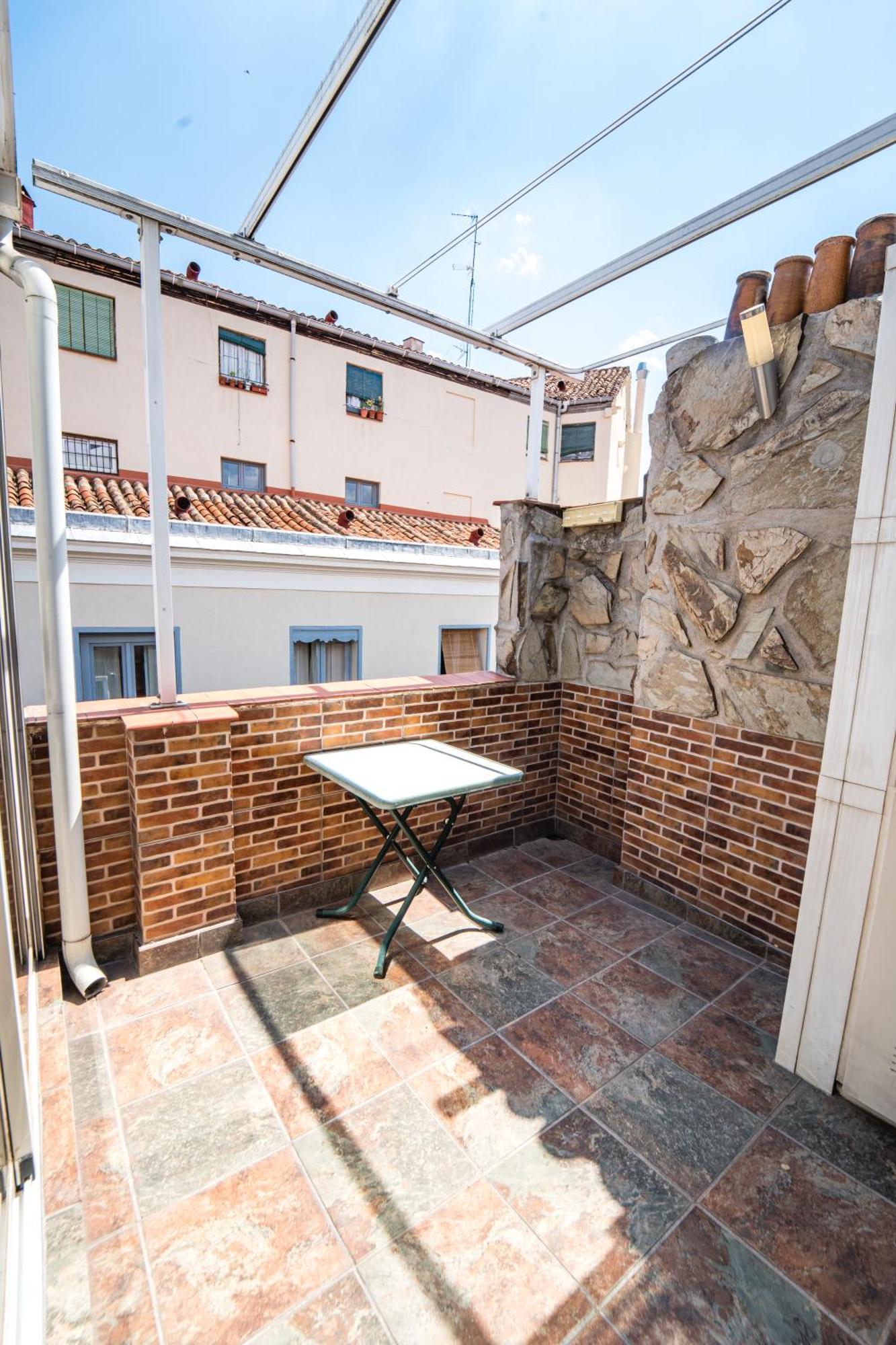 Ferienwohnung Centrico Atico En Madrid By Bebalmy Exterior foto